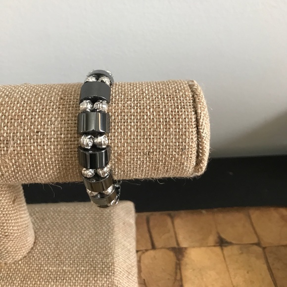 Natural hematite stone bracelet. - Picture 2 of 4